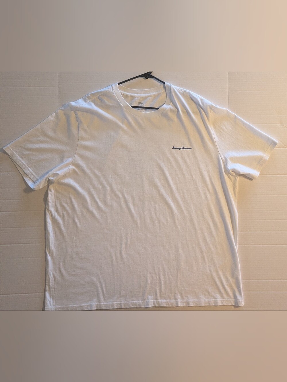 Tommy Bahama Men’s White Crewneck Logo T-Shirt- 3XL (NWOT)